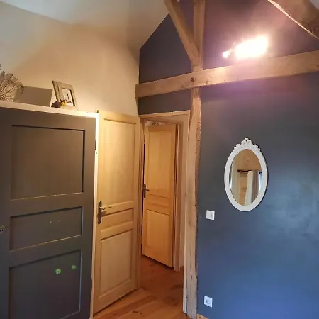 Holiday home De L'ane Papillon-3 Chb- Piscine-jardin